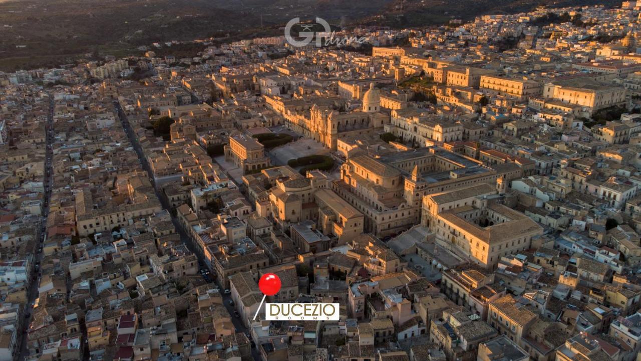 Ducezio Rooms Noto Luaran gambar